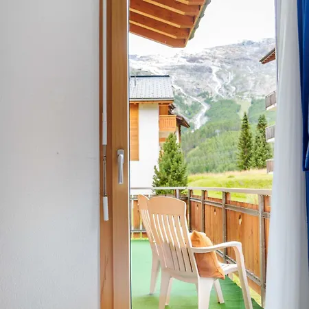 In And Out With Glacier Views Snowfun 25 Ferienhaus